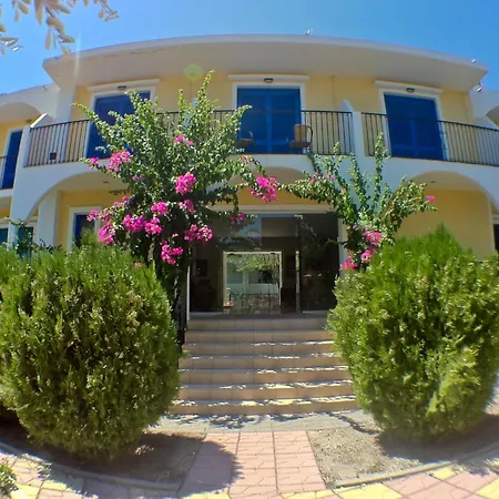 Aparthotel Castellania Livadia (Tilos)
