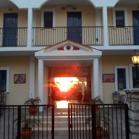 Aparthotel Castellania Livadia (Tilos)