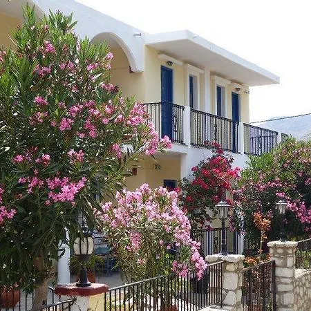 Castellania 2* Livadia (Tilos)
