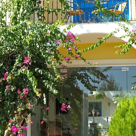 Castellania Hotel apartamentowy 2*