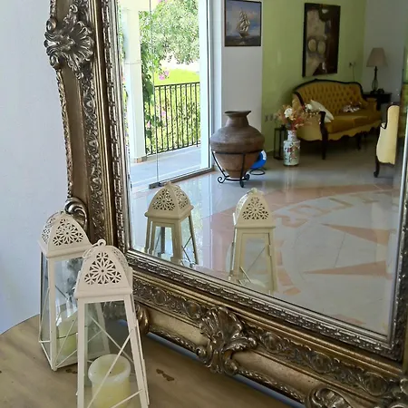 Castellania 2* Livadia (Tilos)