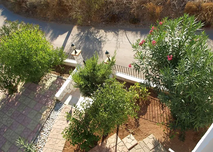 Castellania Aparthotel