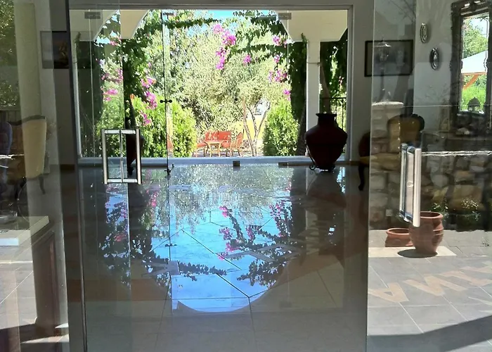 Aparthotel Castellania 2*