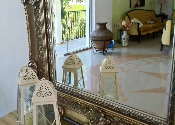 Castellania 2* Livadia (Tilos)