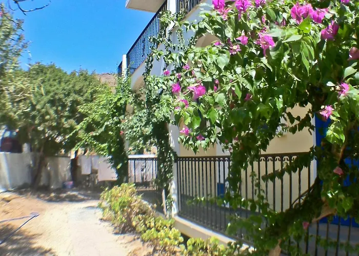 Castellania 2* Livadia (Tilos)