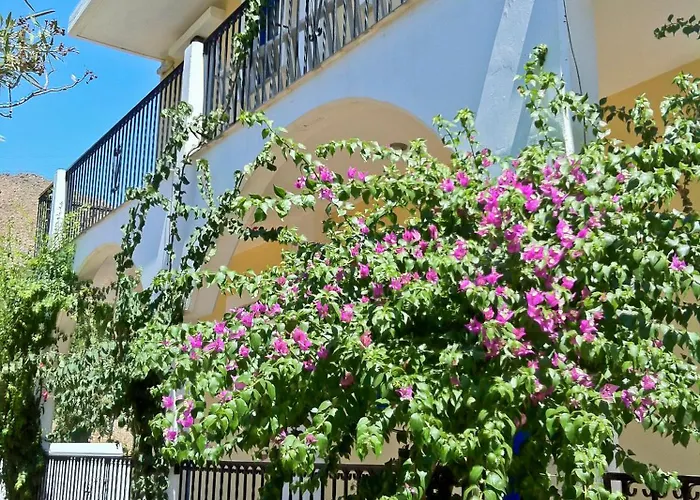 شقة فندقية Castellania Livadia (Tilos)